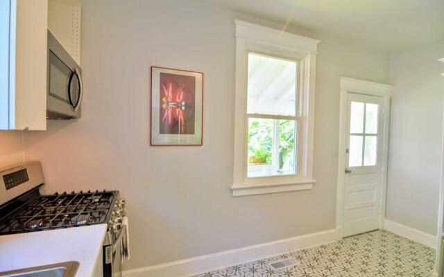 16 Cleveland Ave 2 Bedroom Home