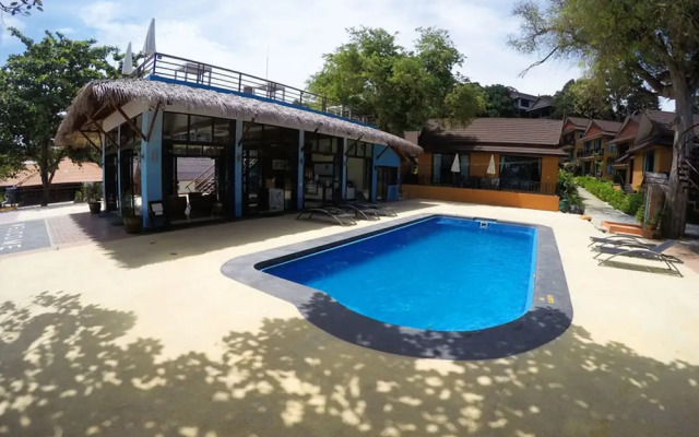 Phi Phi Long Beach Bungalow