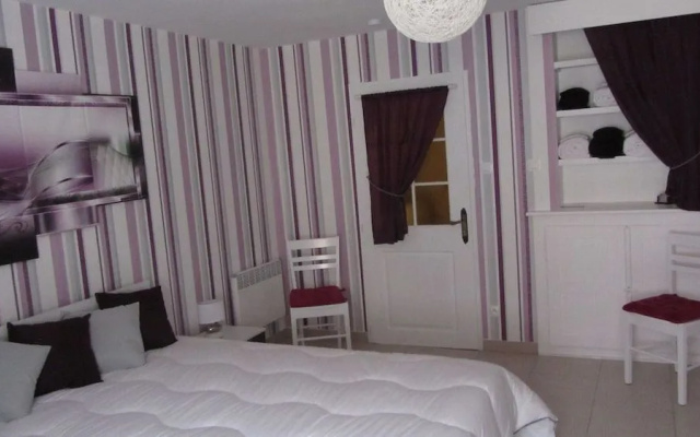 Chambre D'Hotes Les Glycines
