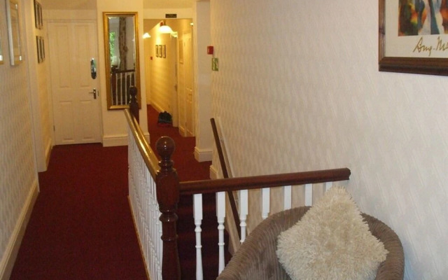 Oakfield House B&B