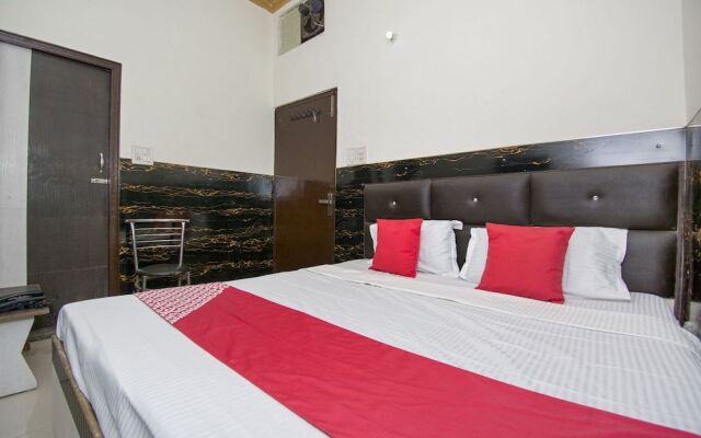 Oyo 43606 Darshan Guest House