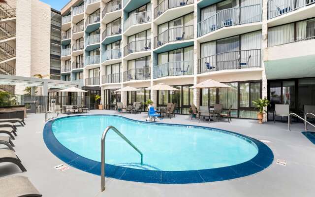 Best Western Yacht Harbor Hotel