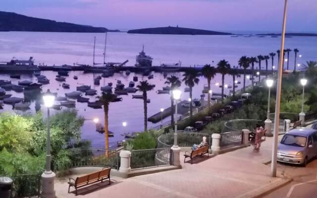 Porto Paolo side sea view ( Condominium )