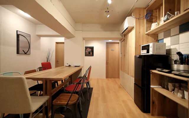 Rhodes Kagurazaka Hotel