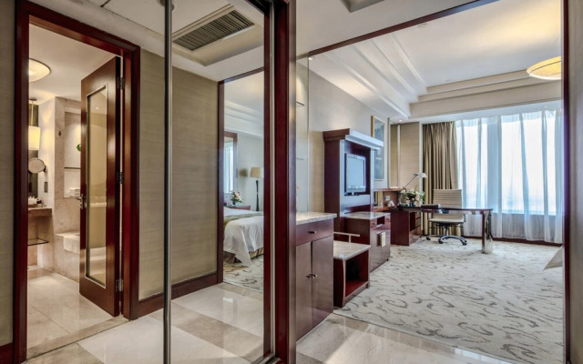 Yungang Jianguo Hotel