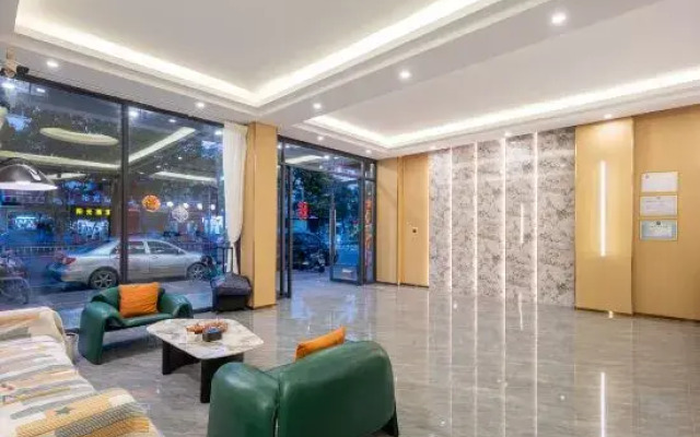 Yixuan Anlai S Hotel (Ding'an Bus Station)