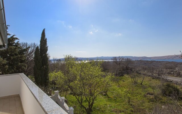 Secluded Holiday Home in Cesarica, Karlobag Near the Sea