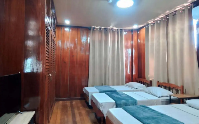 Topaz Bed and Breakfast Hotel