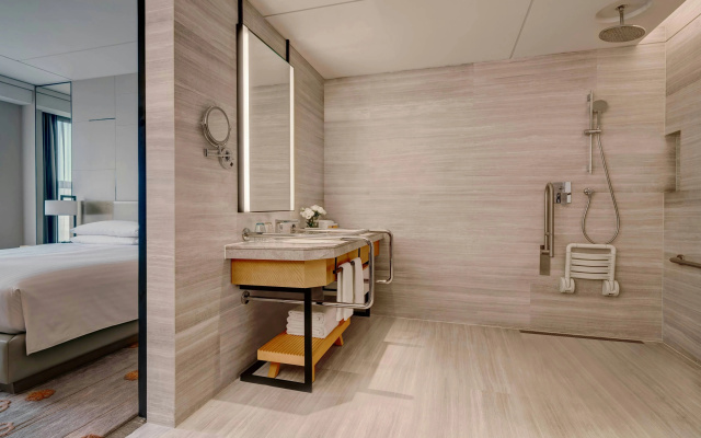 Shanghai Marriott Hotel Kangqiao – Guest Rooms – Shanghai