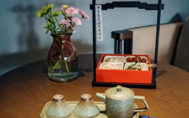 Shaoxing Lu Xun's hometown Cangqiao Zhijie Manxinfu