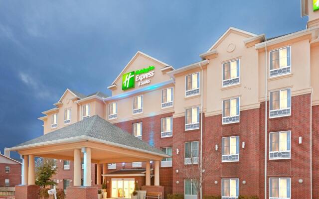 Holiday Inn Express Hotel & Suites Dallas-Grand Prairie I-20, an IHG Hotel