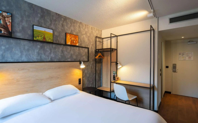 Timhotel Opera Blanche Fontaine