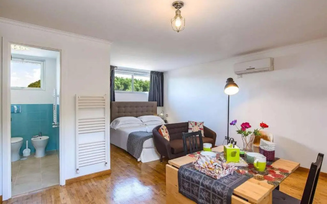 Vatican area Piccolomini House Superattico ristrutturato e arredato