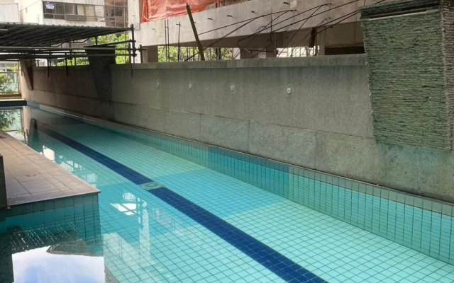 Copacabana e Ipanema, a 200 metros do MAR