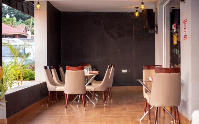 Romeos Hotel