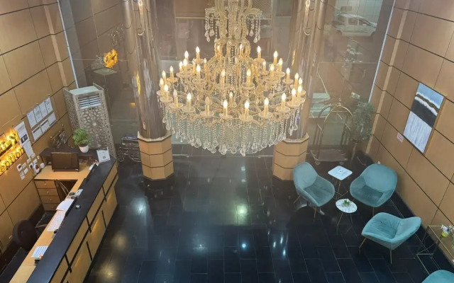 Al Thanaa Al Raqi Serviced Apartments