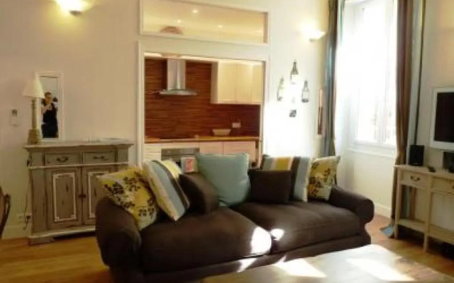 Luxury three Bed apartment in Cannes just a couple of minutes walk to the Palais and beaches 669 - Apartment in Cannes - Photo 4