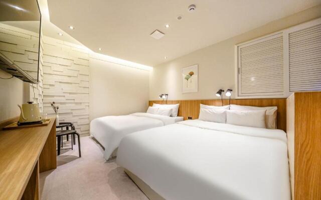 Hotel Less Seoul