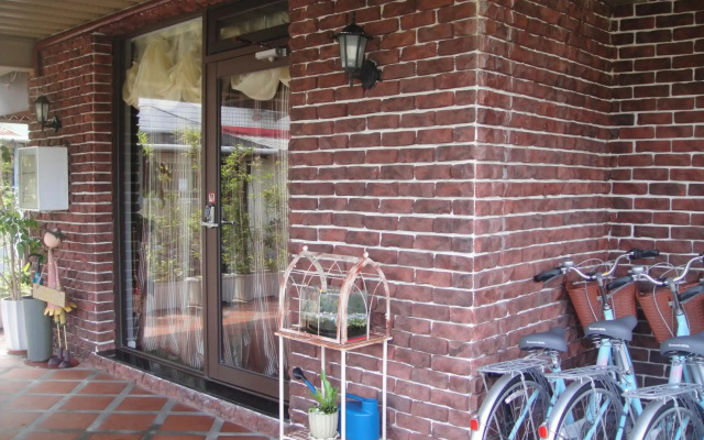 Desire and Satisfaction Bed and Breakfast