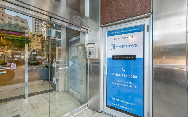 Stylish Condo in the Heart of Downtown