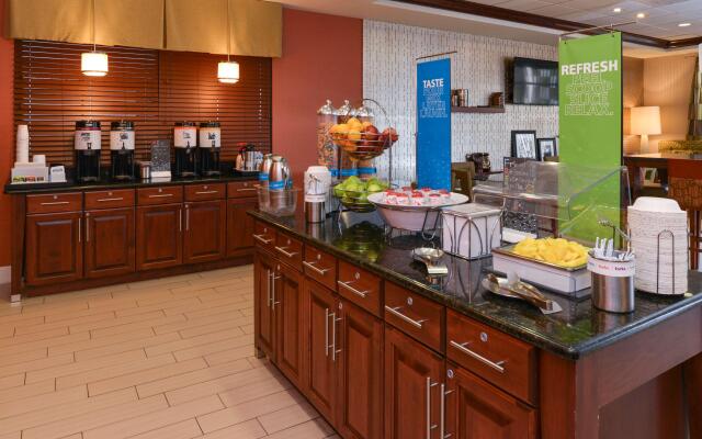 Hampton Inn College Park