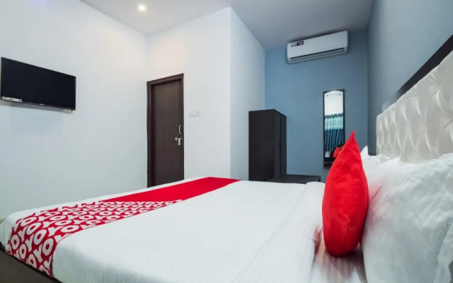 Yash Palace By OYO Rooms