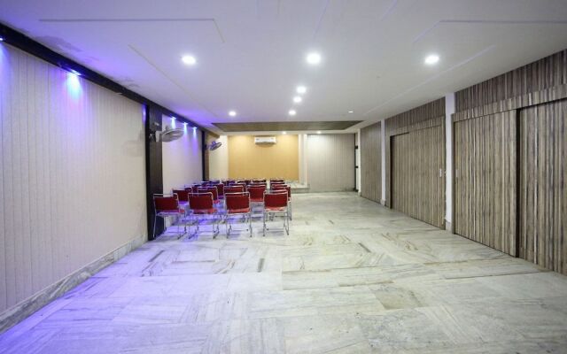 OYO 2862 Hotel Kanha Continental