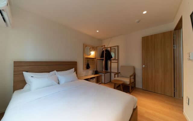 Chuncheon Hey Hotel