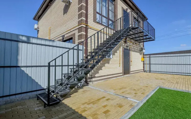 Апартаменты  Грин ФОКС на ул. Ясная, д. 1