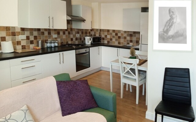 Charming 2-bed Apartment in Birmingham