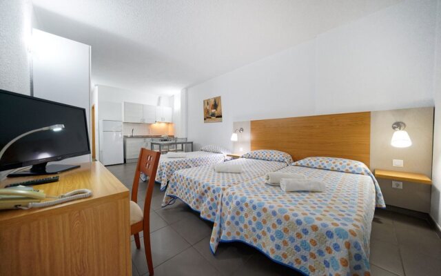 Mhc Arenales Hotel