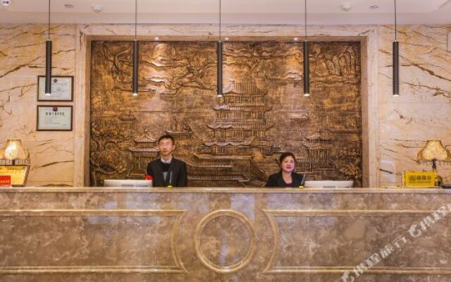 Wuhan Feitai Business Hotel