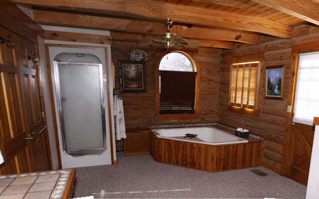 Indian Creek Village Winery