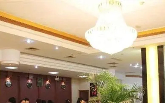 Yuntian Hotel