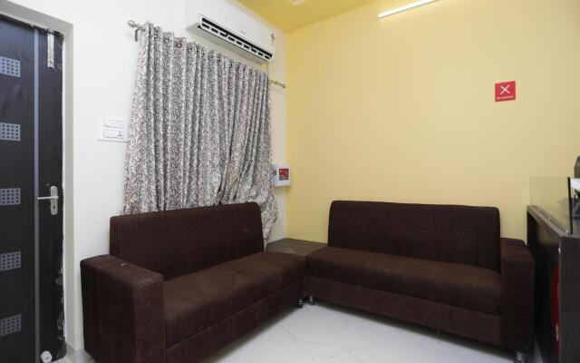 OYO 12758 Hotel Greenview Inn