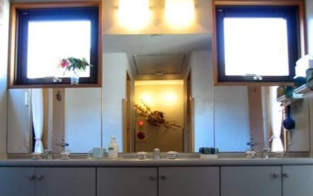 B&B Pension Hakodate Mura
