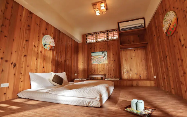 Lotung Stay B&B