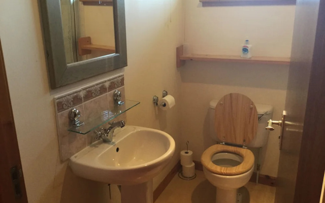 Inverness Apartments - Glen View