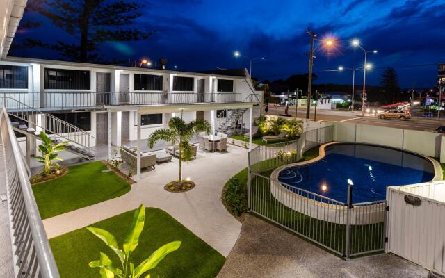 Montego Mermaid Beach Motel
