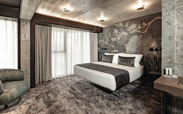 Fitch Hotel