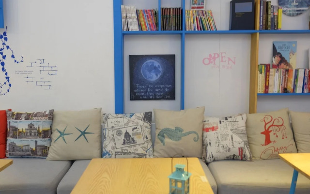 Santorino Coffee & Tea Homestay
