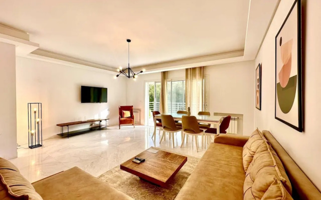 Panorama B12 Spacious 2bds With Forest View