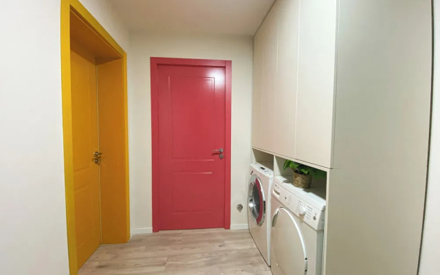 Room in Apartment - Three Doors Apartments, Papaya 1-bedroom Apartment