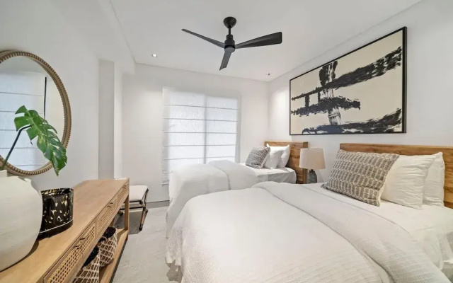 Allure 503 3 Bedroom Apts