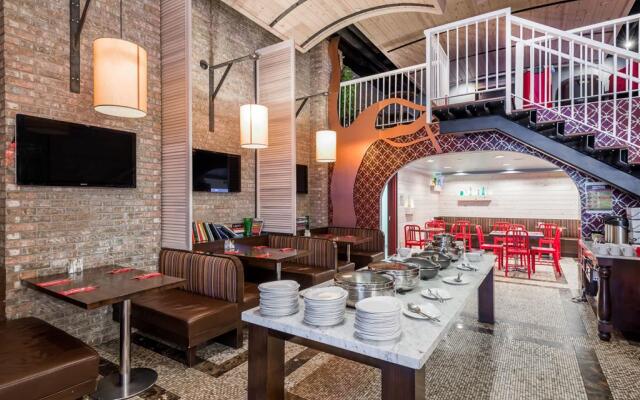 Tryp Times Square South