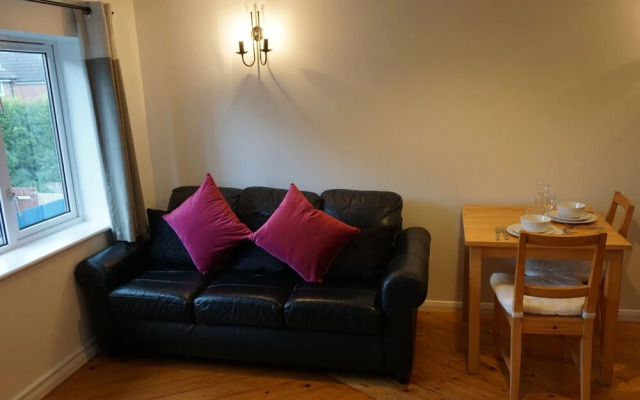 Cobolt Apartment