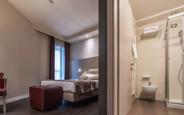 Smart Hotel Holiday