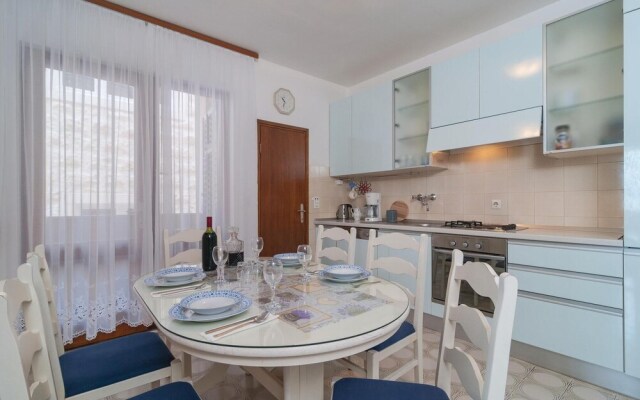 Beautiful Apartment in Krilo Jesenice With 3 Bedrooms