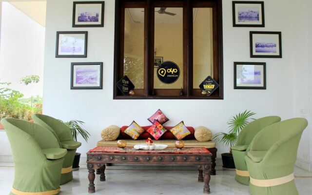Devraj Villa-A Luxury Homestay with Pool