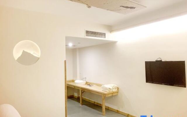 Tianchenlou Hotel